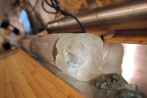 Defense.gov_photo_essay_100728-D-1852B-576