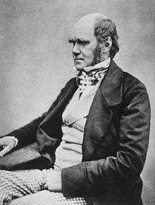220px-Charles_Darwin_seated_crop