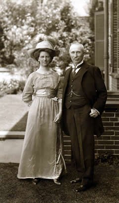 Lady Rachel Workman MacRobert &amp; Sir Alexander MacRobert on their wedding day