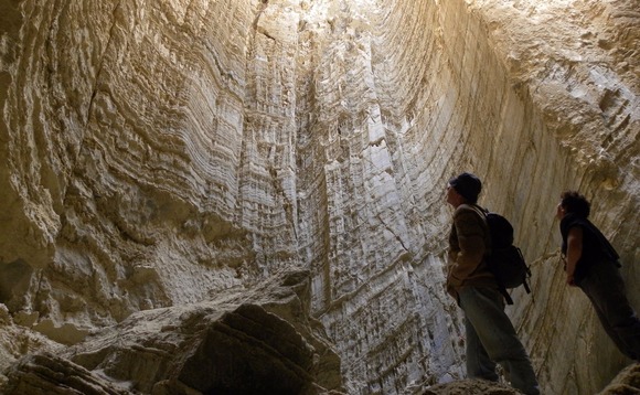 sodomsaltcave031712-580x358