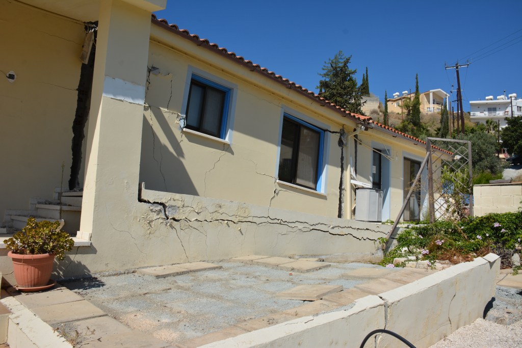 Abandoned building with massive crack